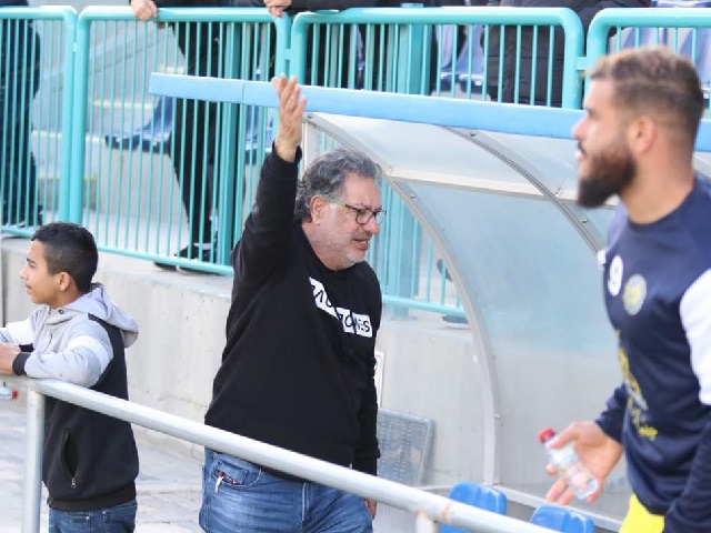 ציפה לפתוח את הקדנציה עם ניצחון. עיסא (דאפר מחאמיד)